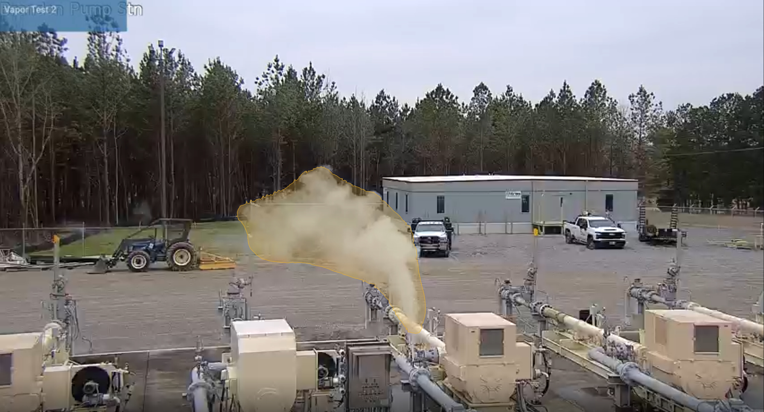 Real V4 detection, processed live: Compressor station, visible vapor detected. Overlay output of VisionAery Liquid Leak Detection.