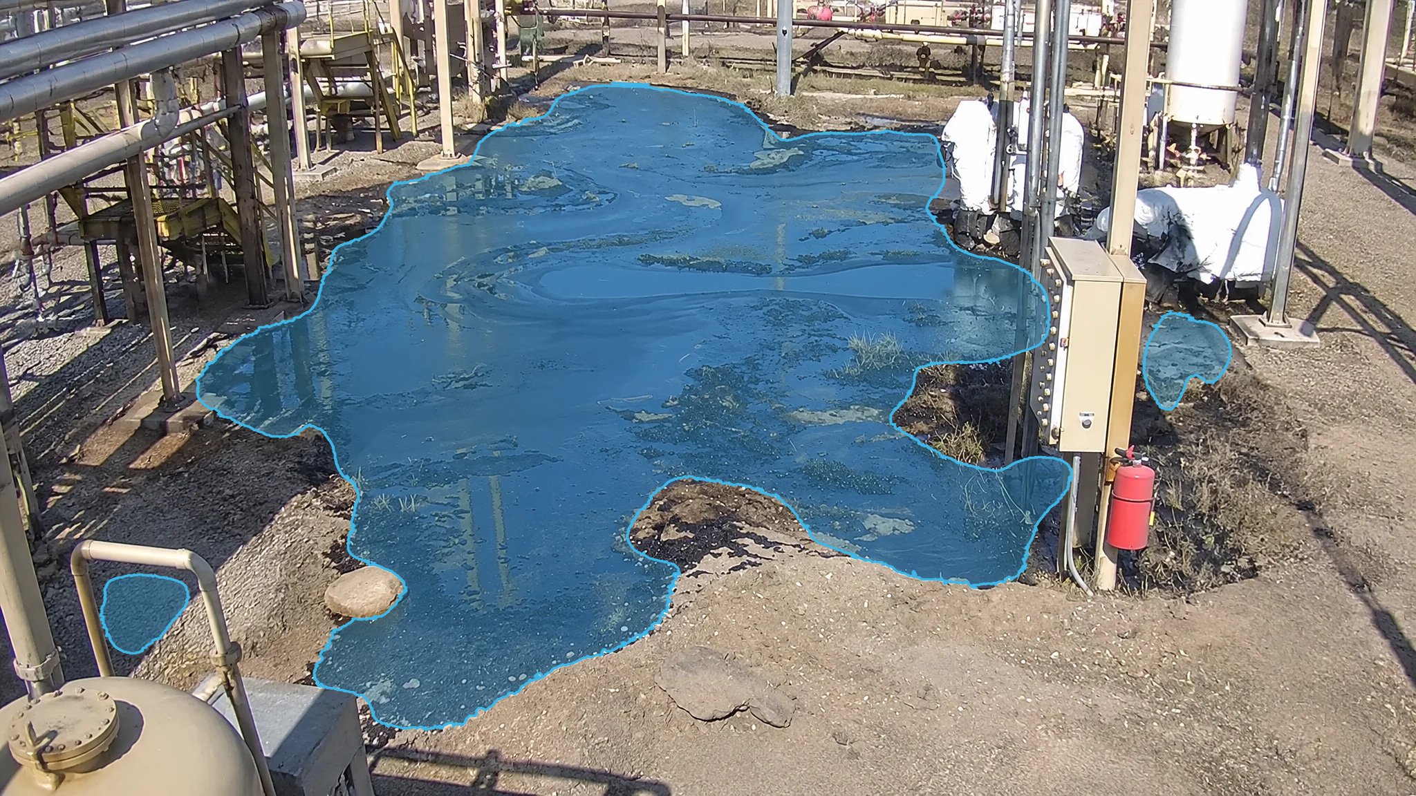 Wellsite Fluid Leak — puddle detection overlay