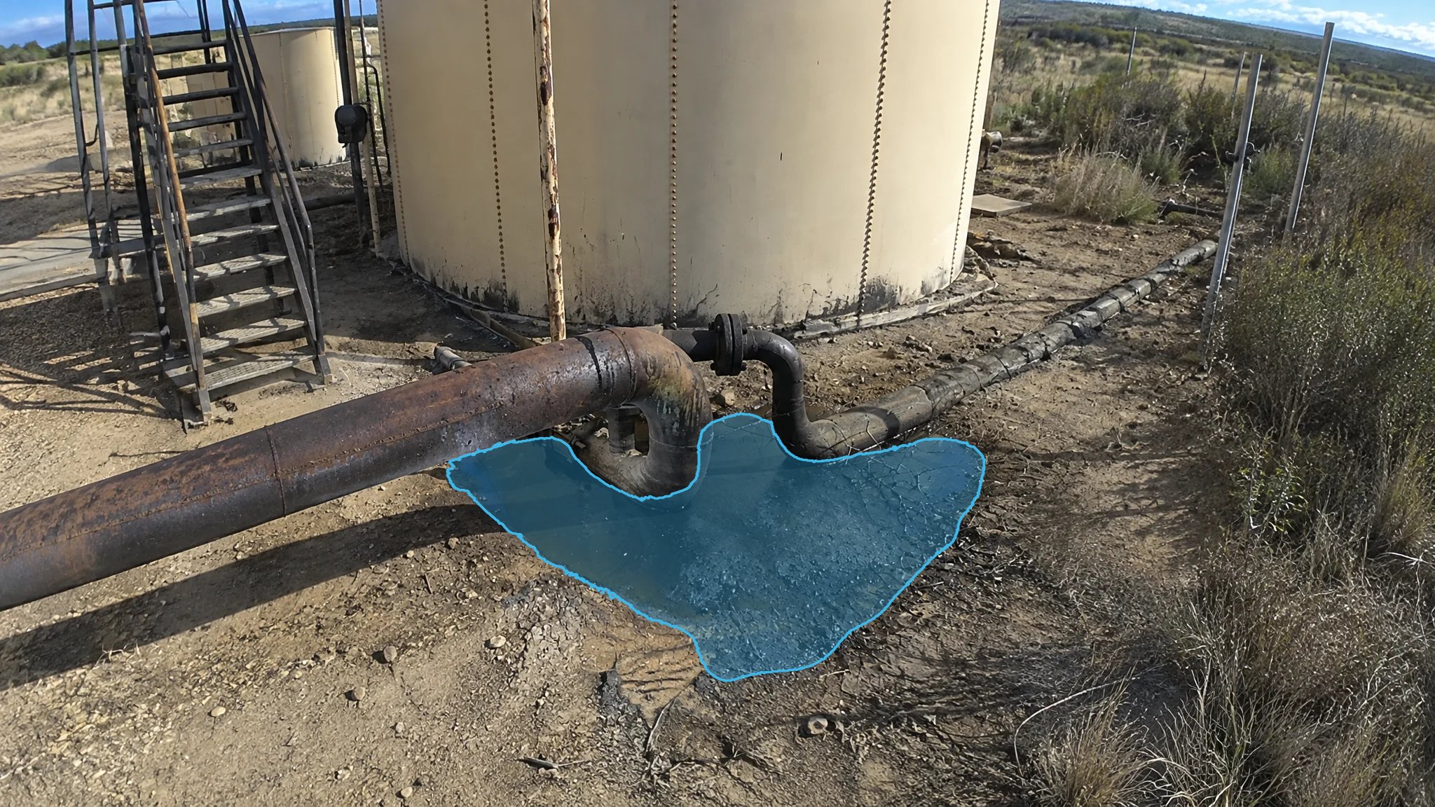 Pipeline Oil Leak — puddle detection overlay